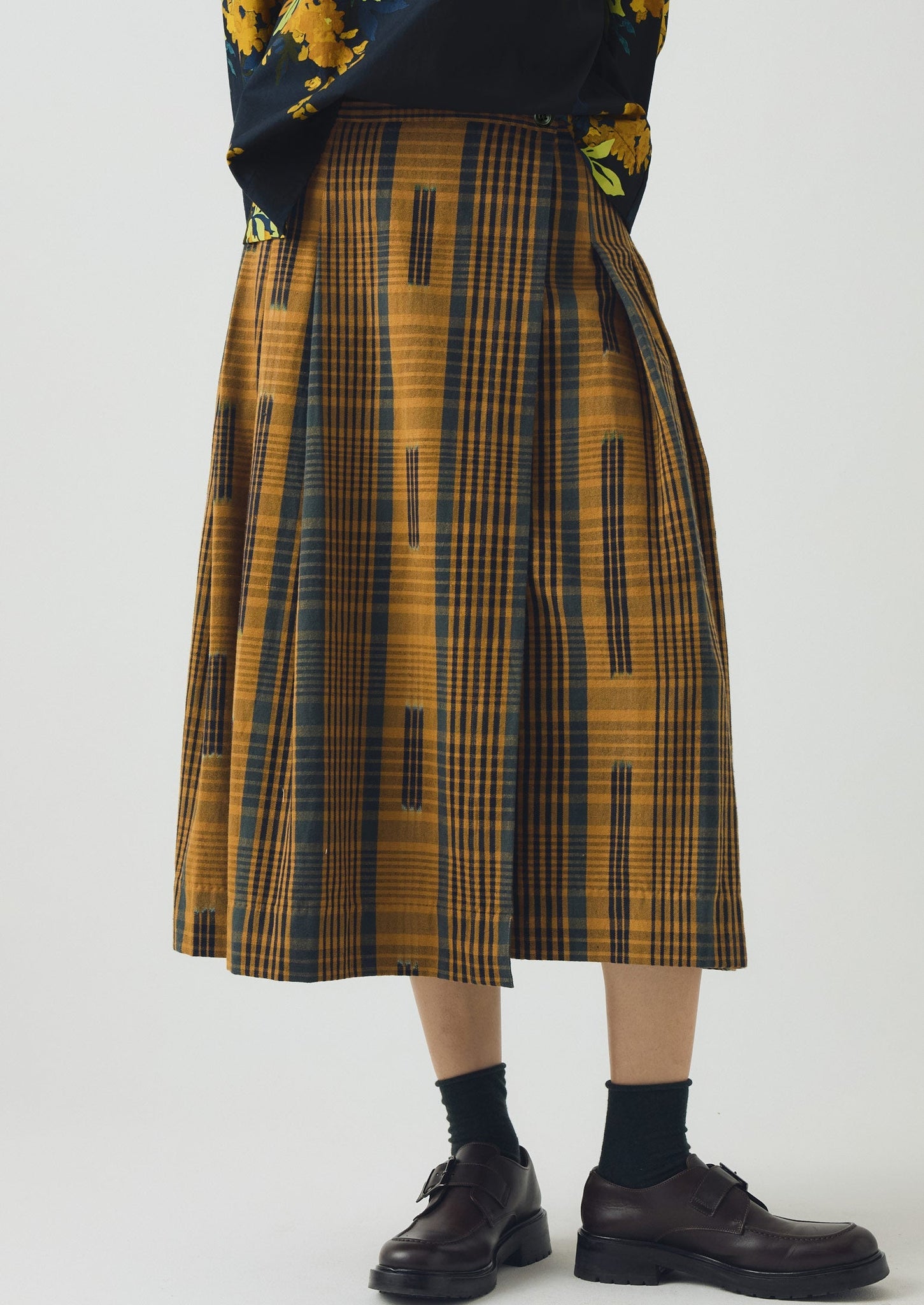 Space Dyed Check Wrap Skirt | Golden Brown