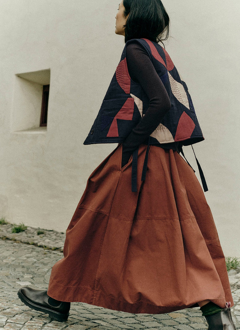 Slanted Pleat Cotton Skirt | Brick