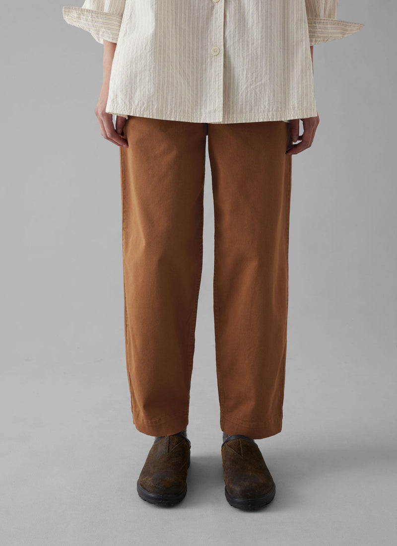 Darted Cotton Twill Trousers | Russet