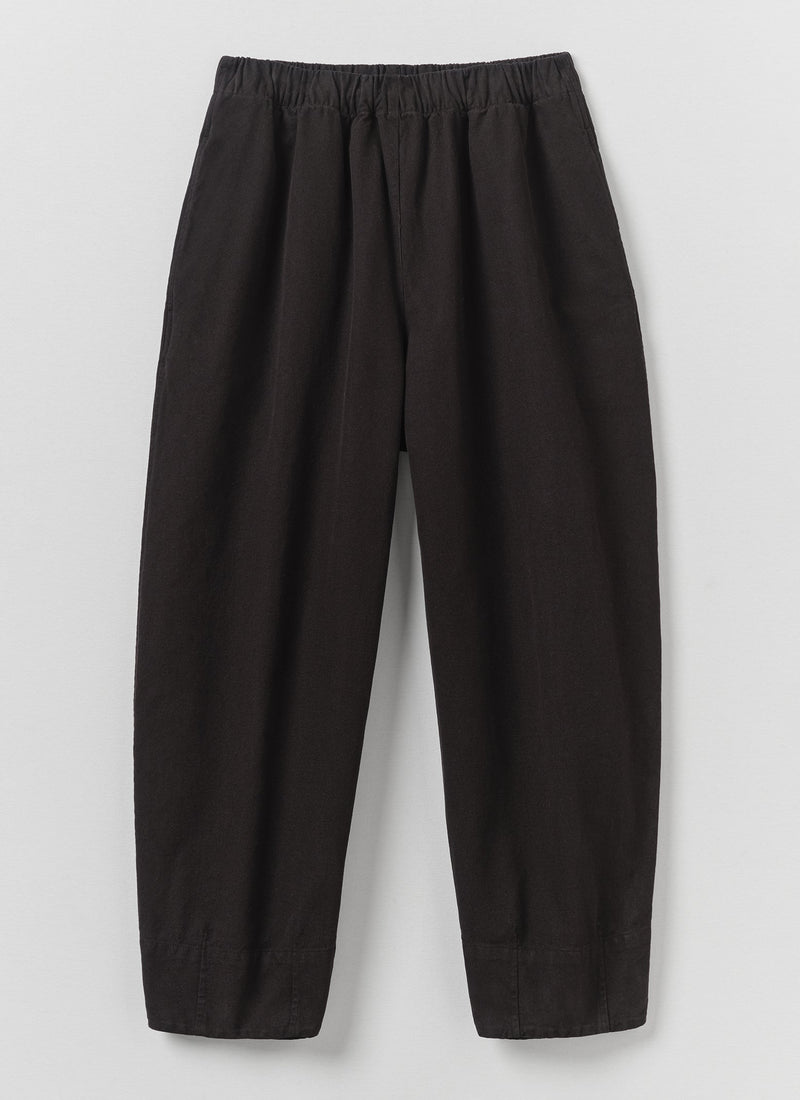 Sculpted Leg Brushed Cotton Canvas Trousers | Black