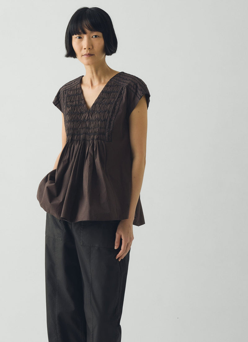 Contrast Smocked Cotton Top | Black Walnut